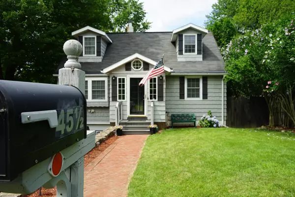 Shelton, CT 06484,45-1/2 Woonsocket Avenue