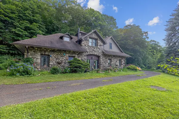 49 Grandview Drive, Ridgefield, CT 06877