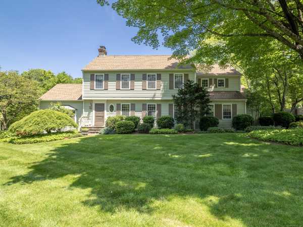 51 Powderhorn Drive, Ridgefield, CT 06877
