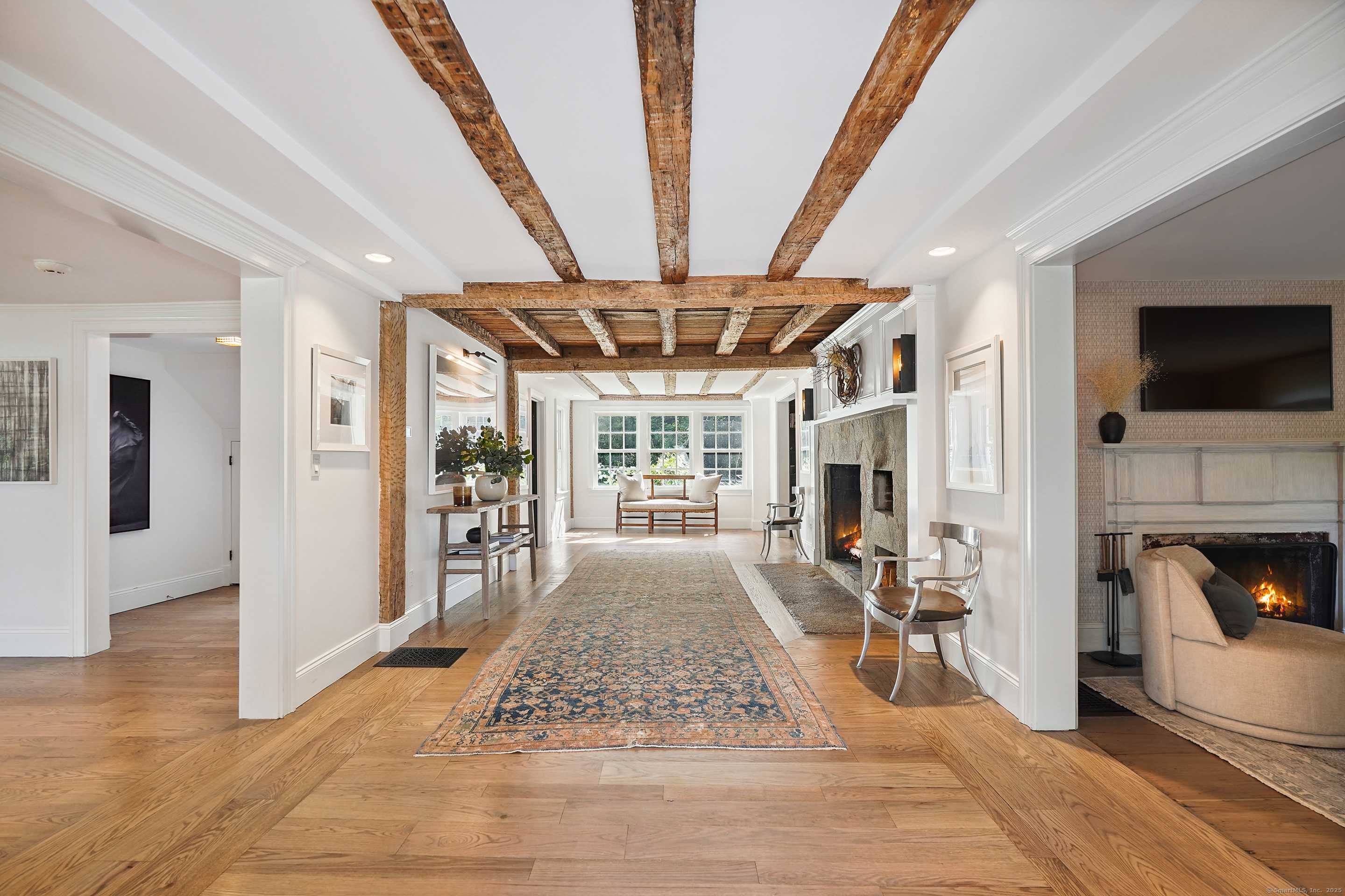 Westport, CT 06880,129 Long Lots Road
