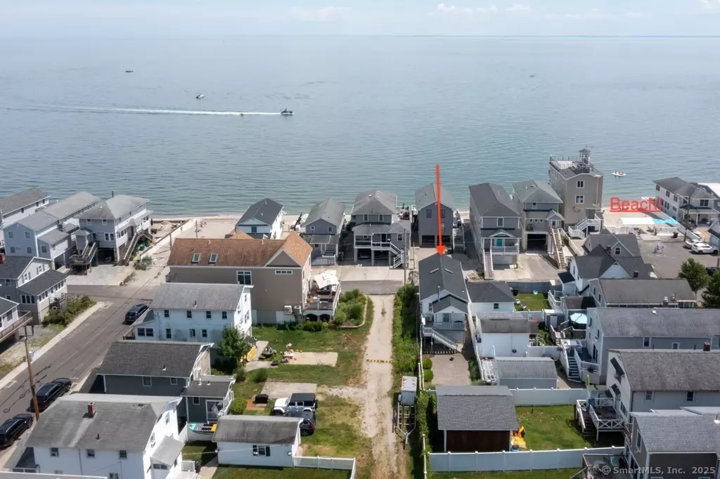 Milford, CT 06460,48-1/2 Lawrence Court