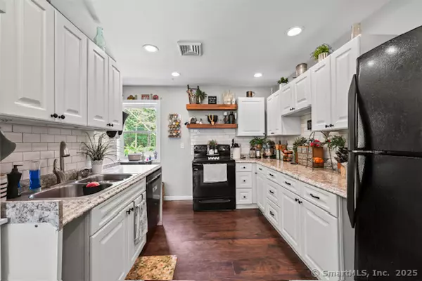 New Hartford, CT 06057,38 Cedar Lane