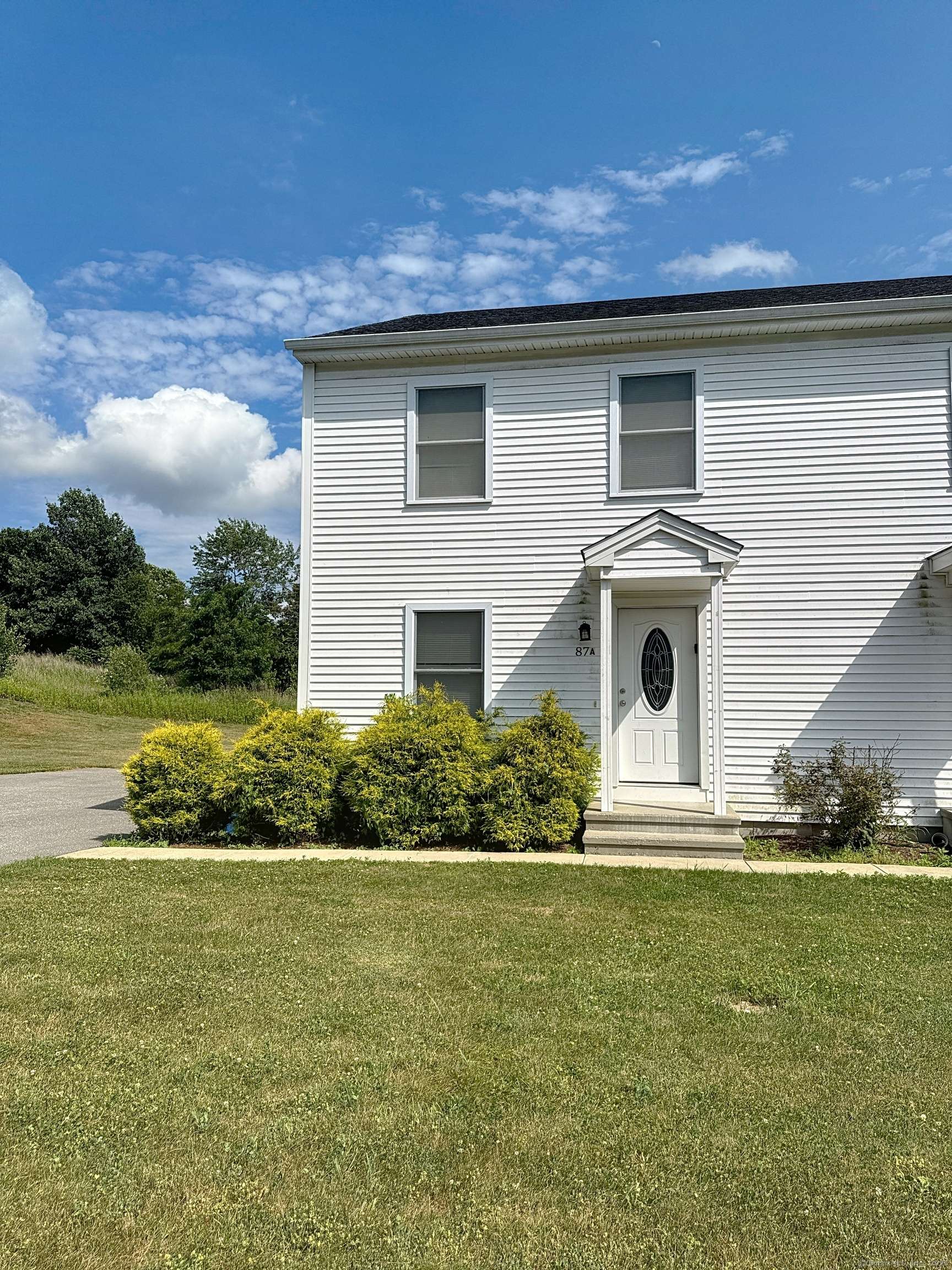 87 A Nature Avenue, Colchester, CT 06415
