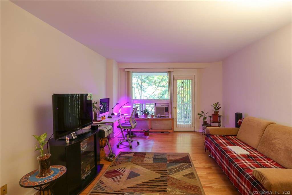 Stamford, CT 06902,91 Strawberry Hill Avenue #230