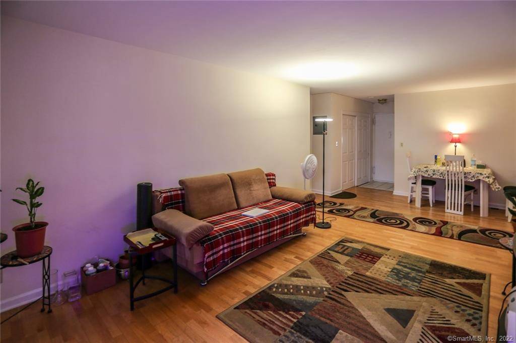 Stamford, CT 06902,91 Strawberry Hill Avenue #230
