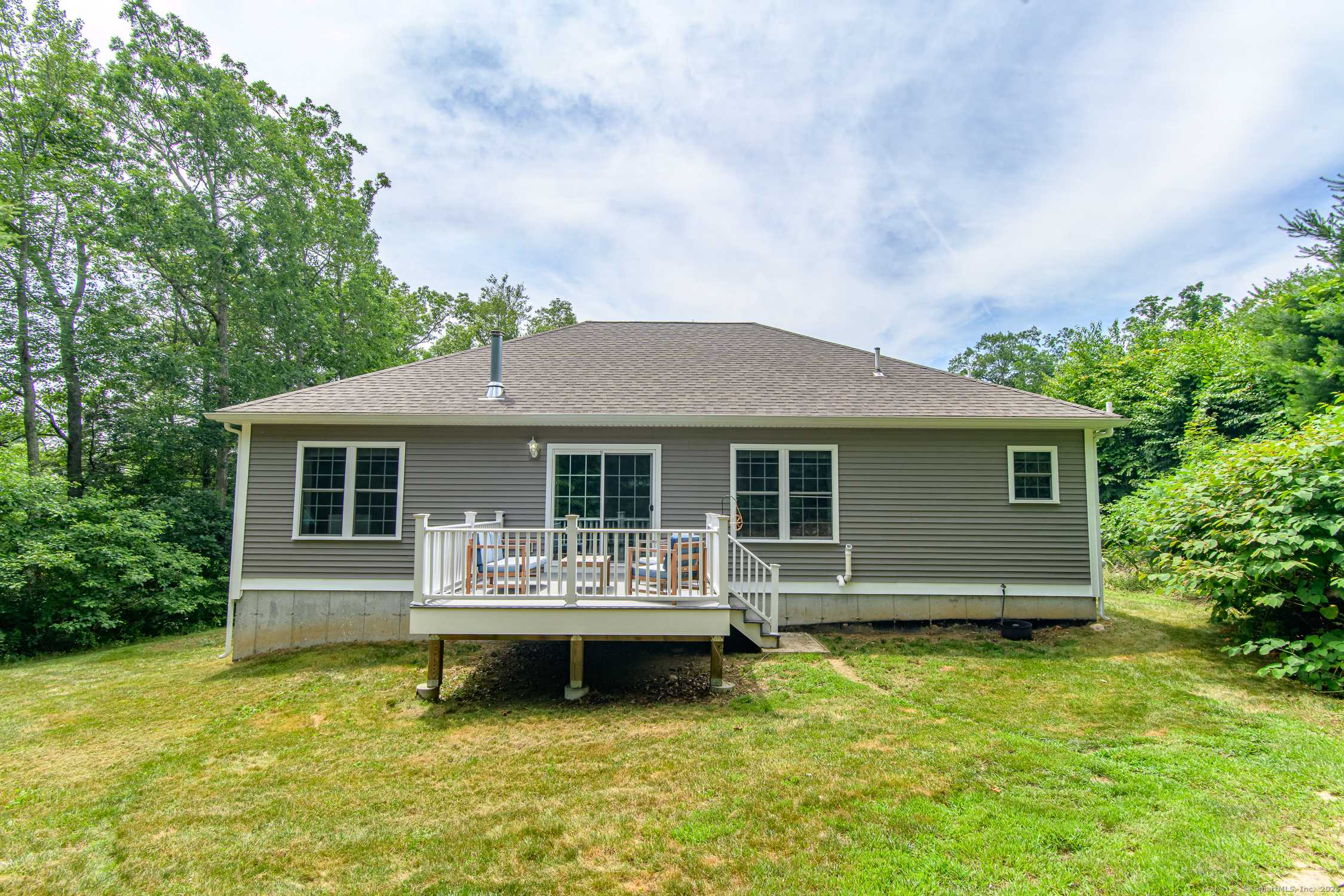 Killingly, CT 06239,40 Airport Road