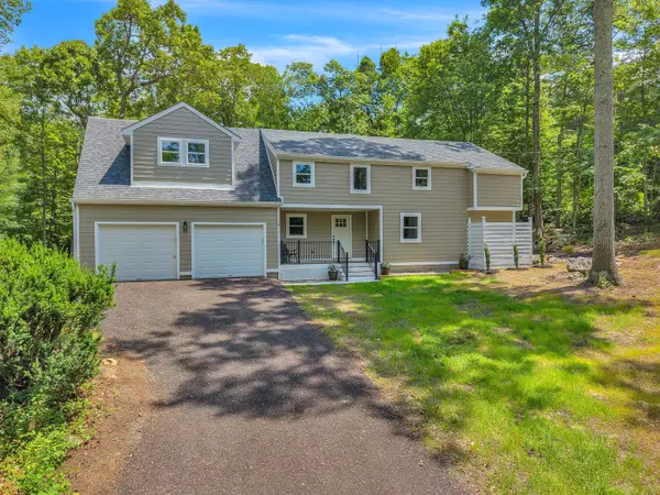 73 Nedobity Road, Haddam, CT 06441