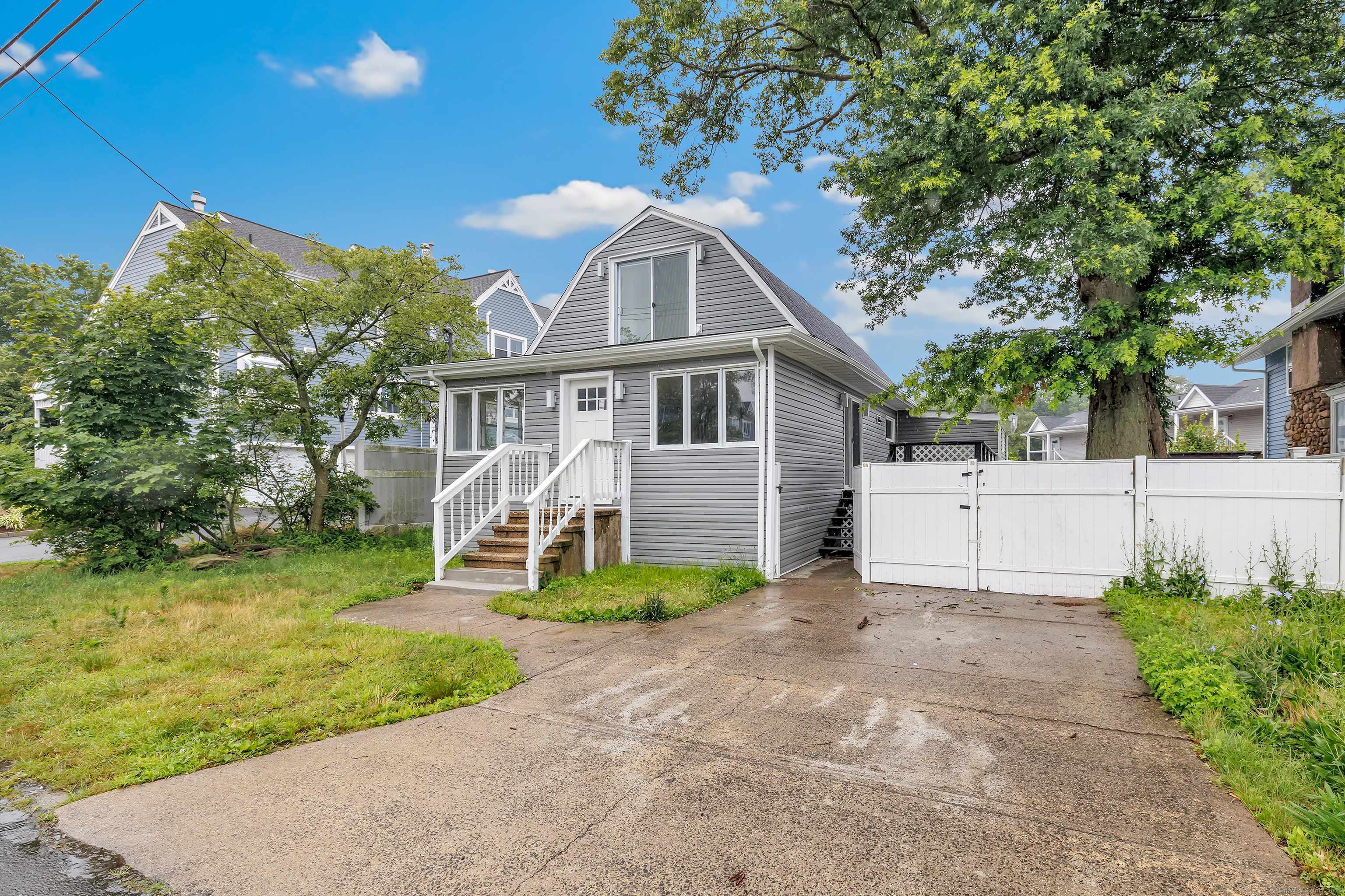34 2nd Avenue, East Haven, CT 06512