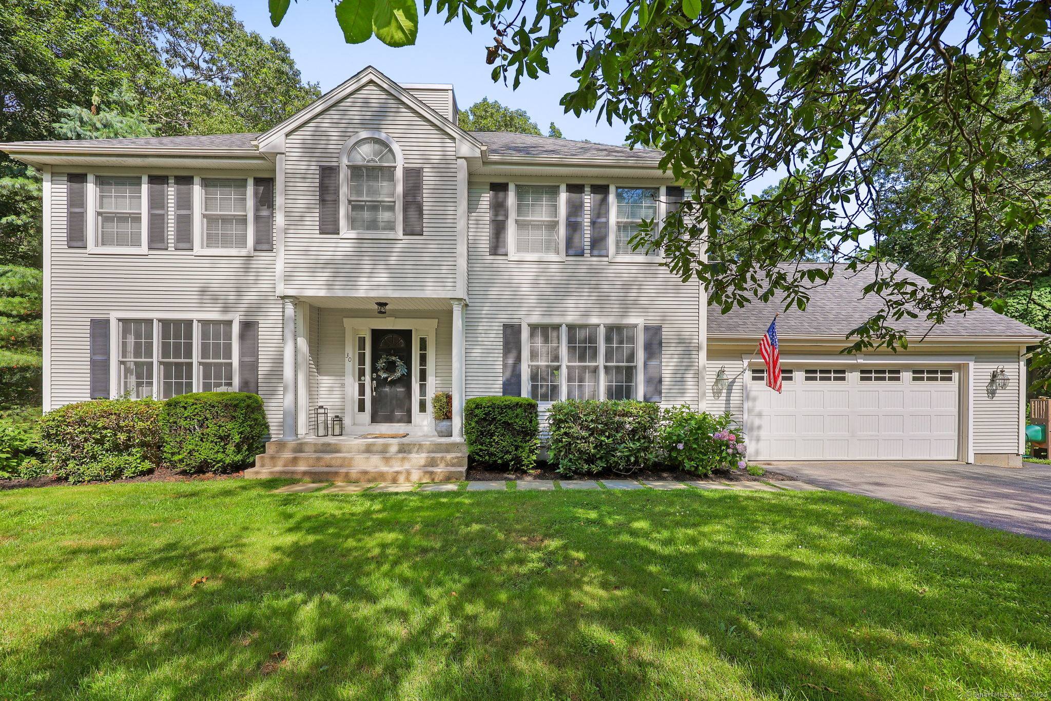 30 Poppy Lane, East Lyme, CT 06333
