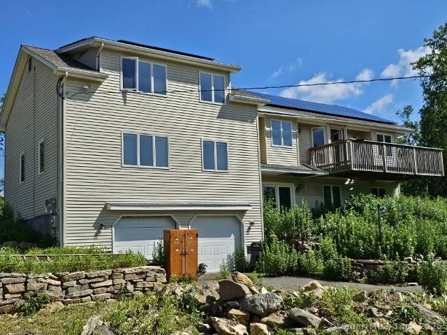 390 Old Post Road, Tolland, CT 06084