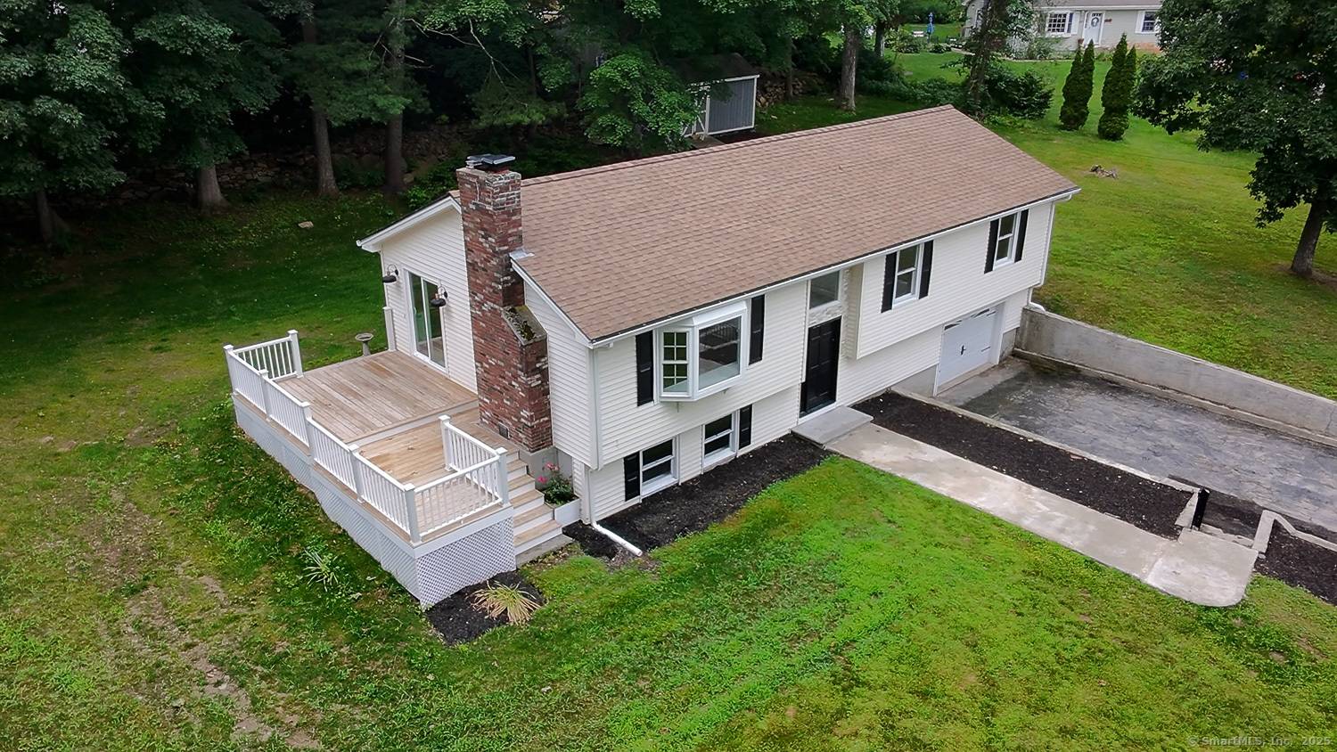 471 Moosup Pond Road, Plainfield, CT 06354
