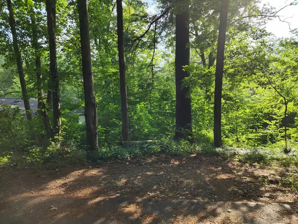 Avon, CT 06001,30 Cliff Drive