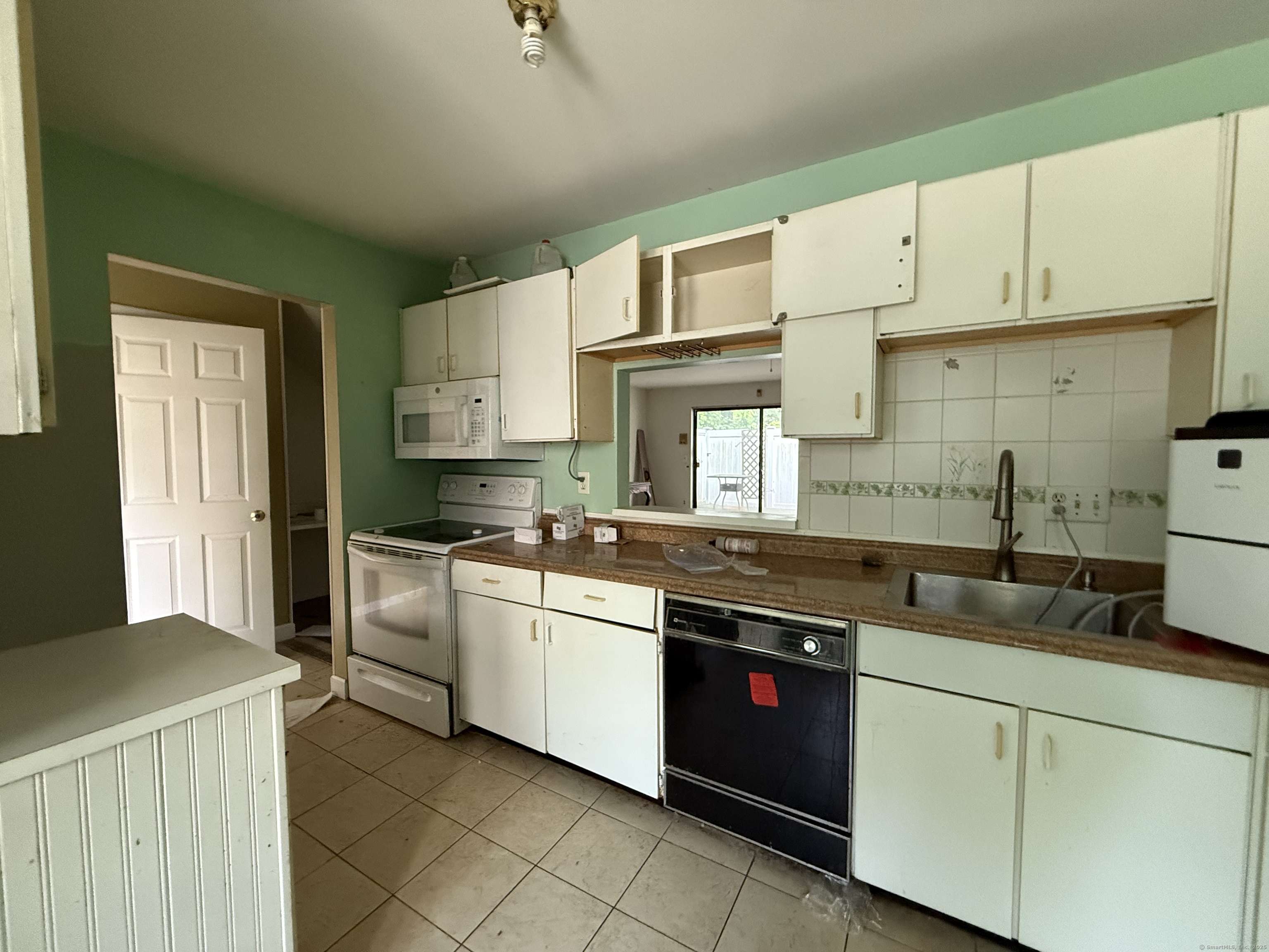 Stamford, CT 06902,30 De Bera Lane #APT 2