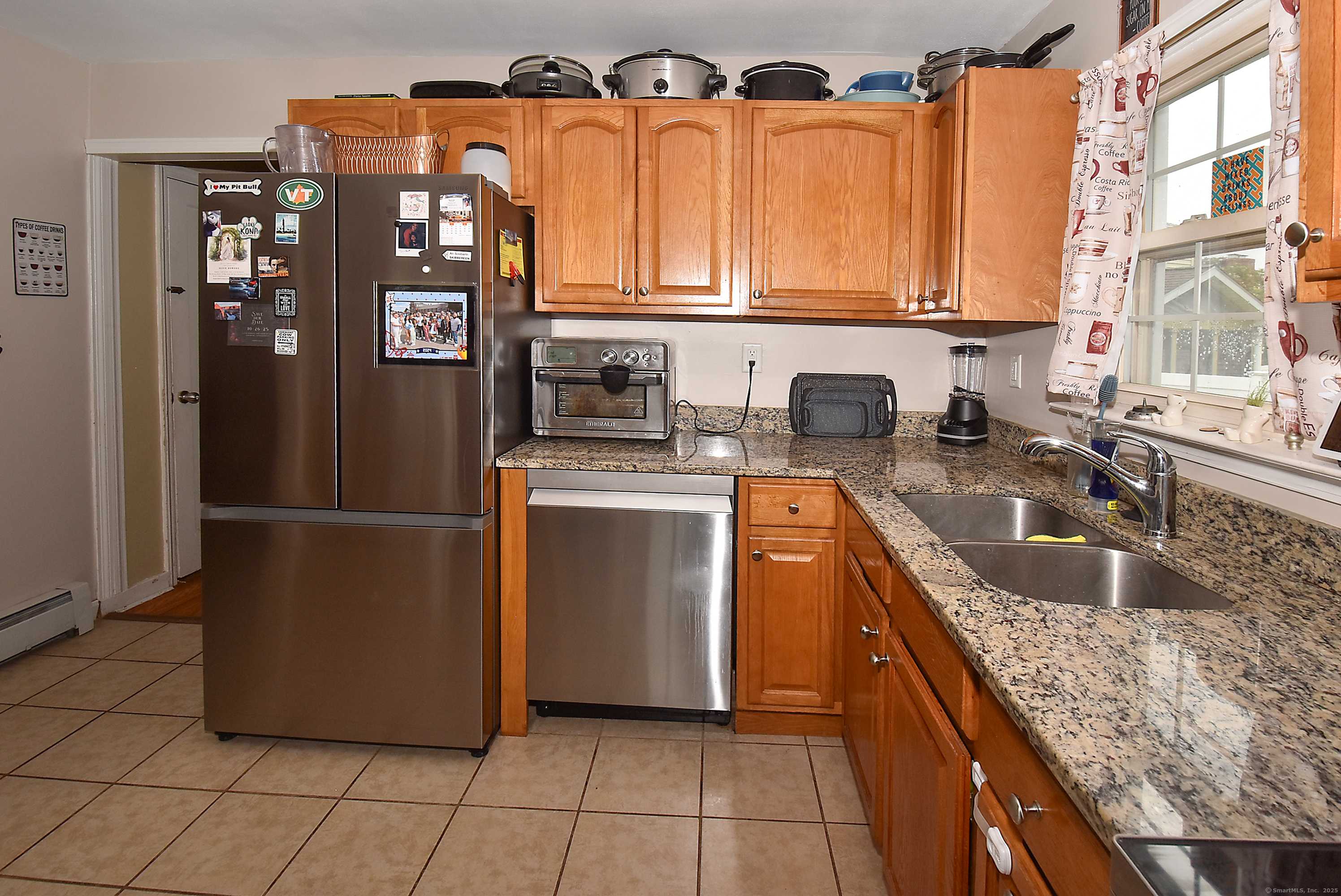 30 Foxcroft Drive, Manchester, CT 06040