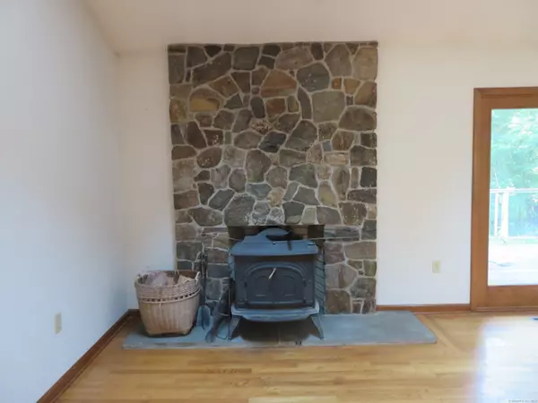 Cheshire, CT 06410,1200 Peck Lane