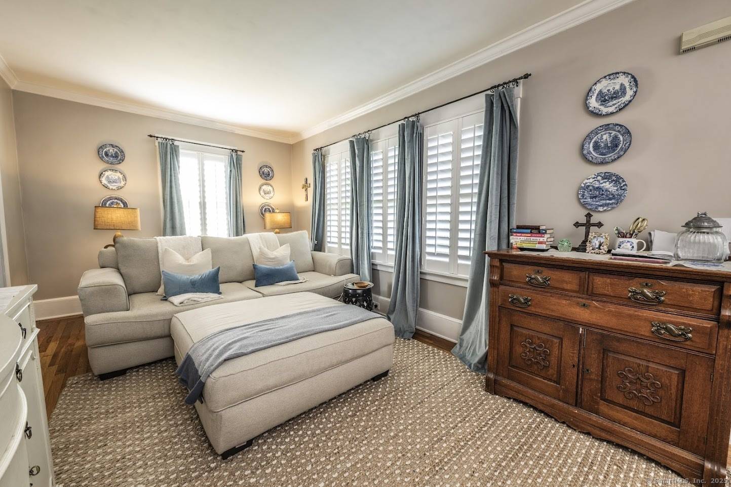 North Haven, CT 06473,461 Skiff Street