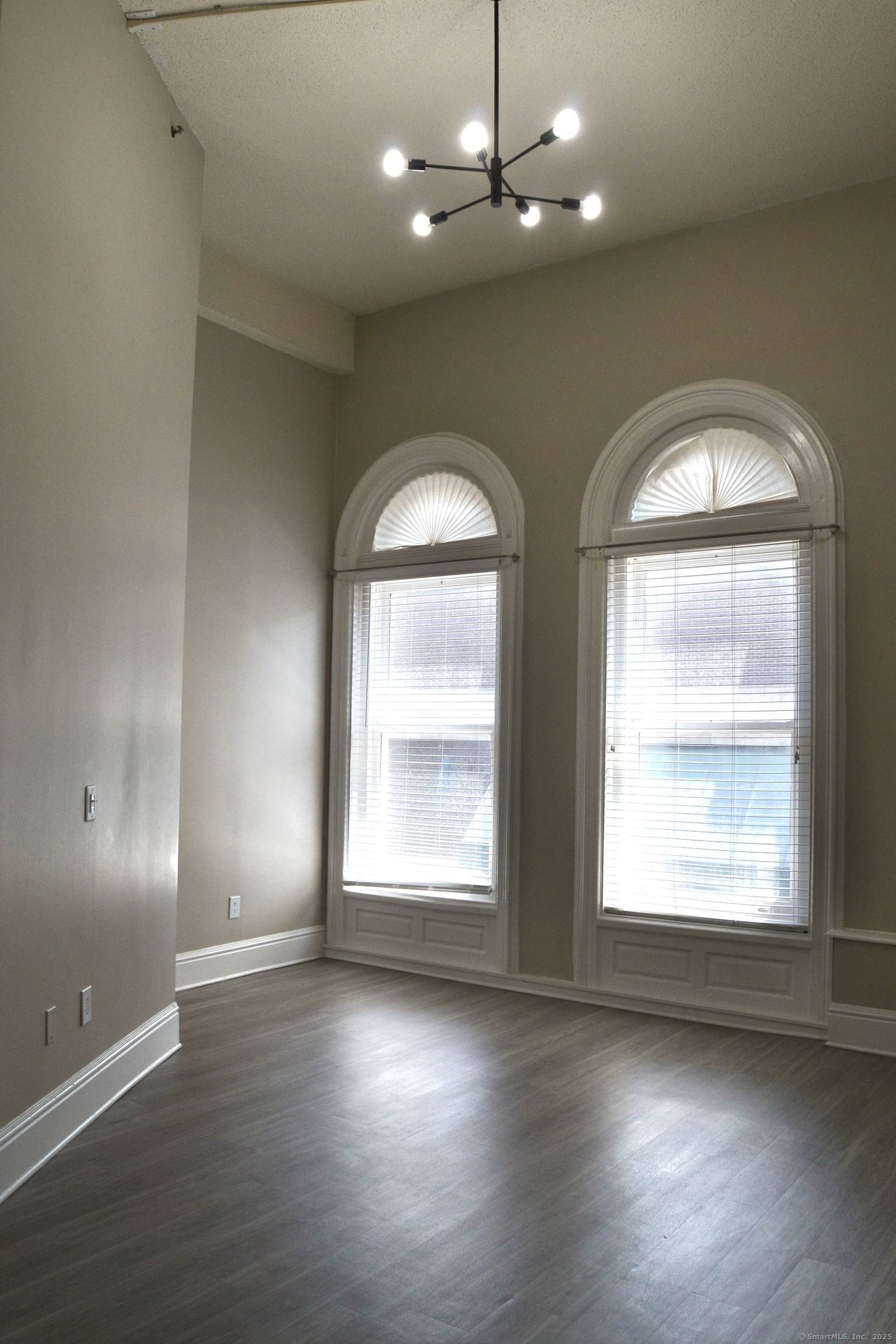 152 Temple Street #210, New Haven, CT 06510