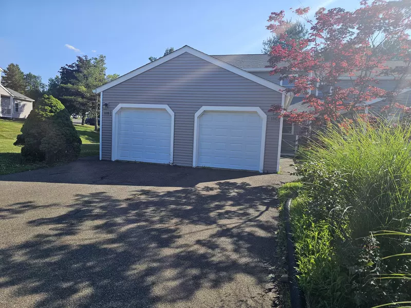 801 Long Hill Road #APT C, Middletown, CT 06457