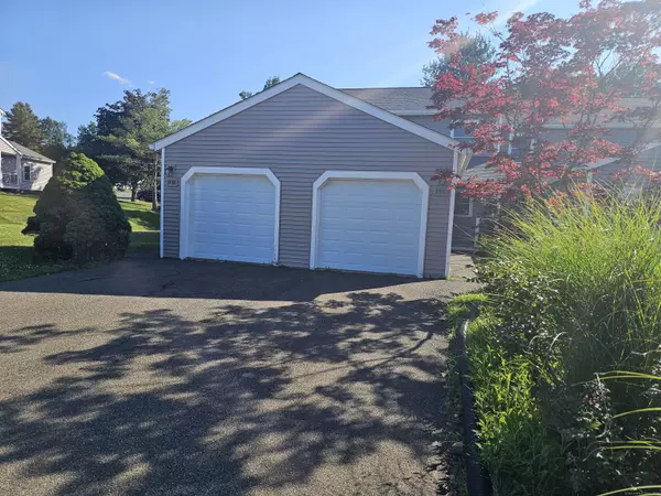 801 Long Hill Road #APT C, Middletown, CT 06457