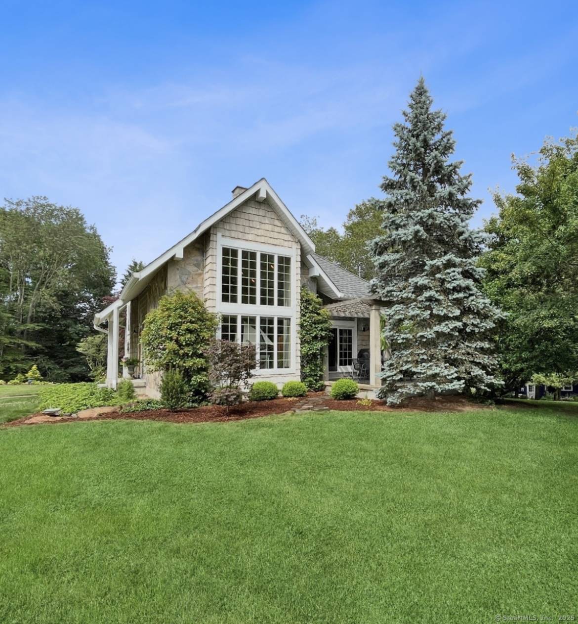 32 Meeks Point Road, East Hampton, CT 06424