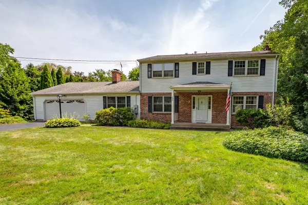 198 North Timber Lane, Cheshire, CT 06410