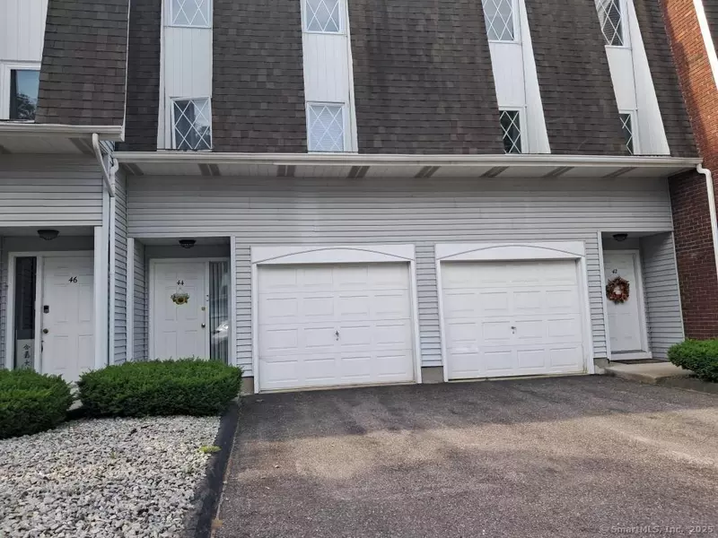 44 Northbrook Court #44, East Hartford, CT 06108