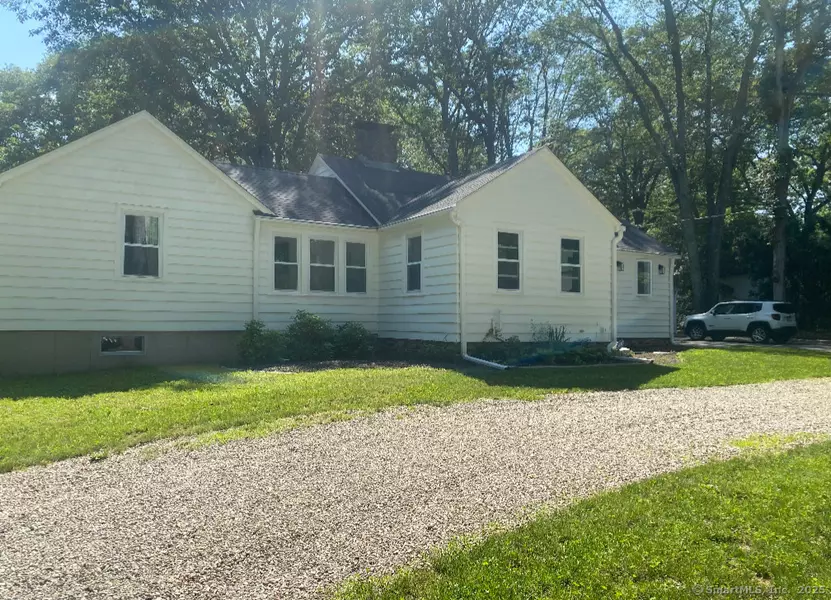 101 Cow Hill Road, Clinton, CT 06413
