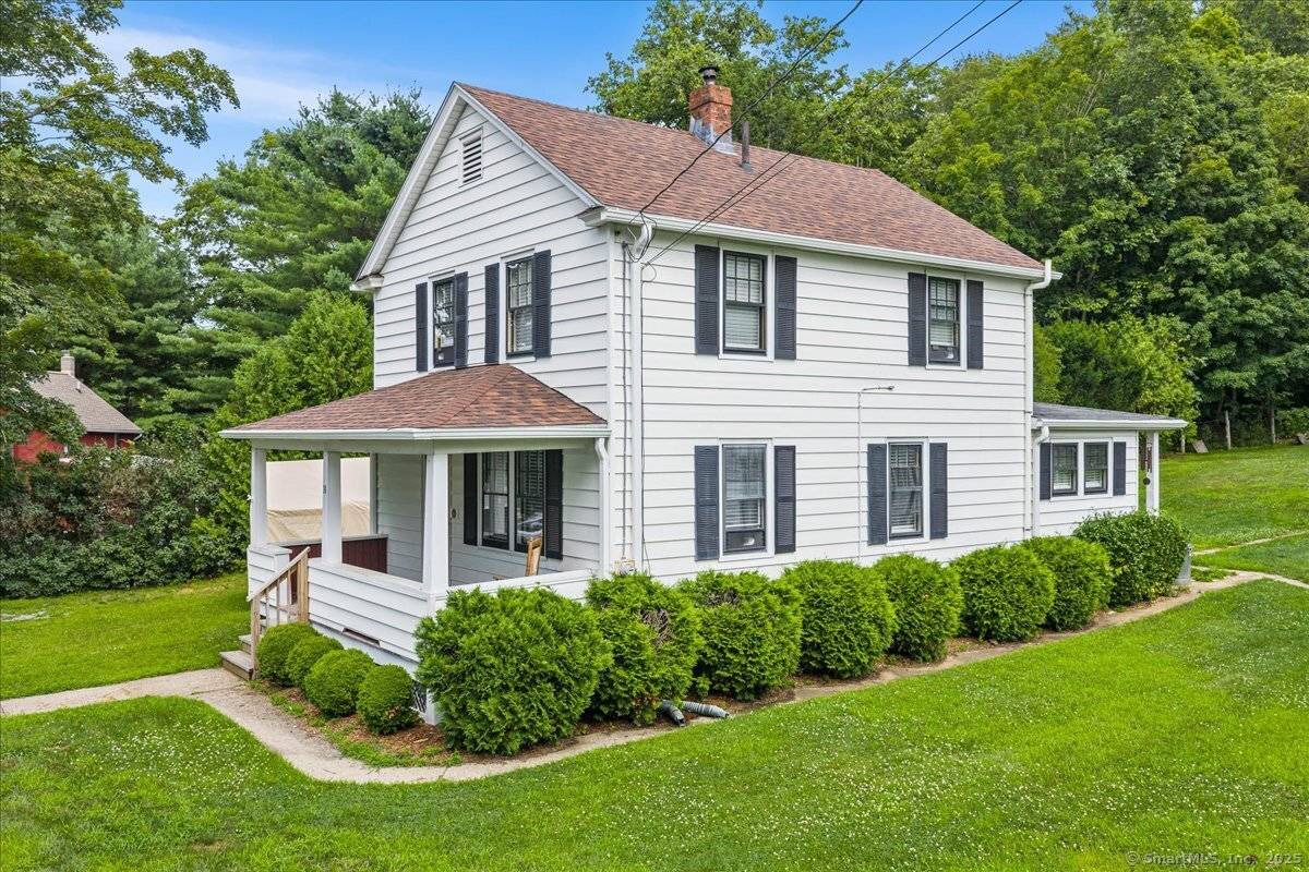 10 Gifford Lane, Norwich, CT 06389