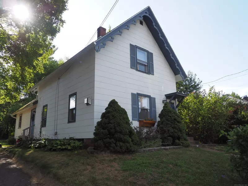 87 Starkweather Street, Manchester, CT 06042