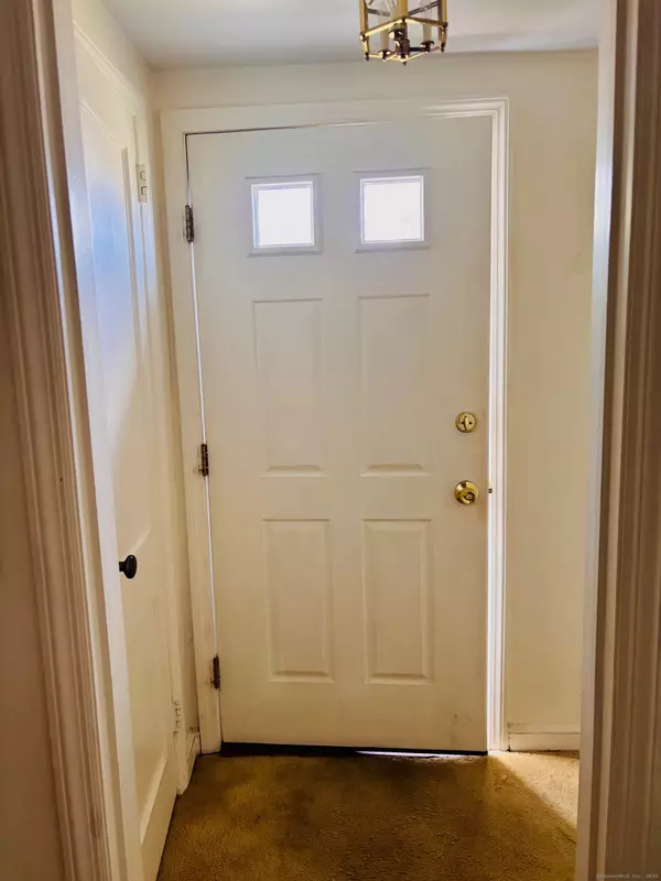 Stratford, CT 06614,84 Blamey Circle