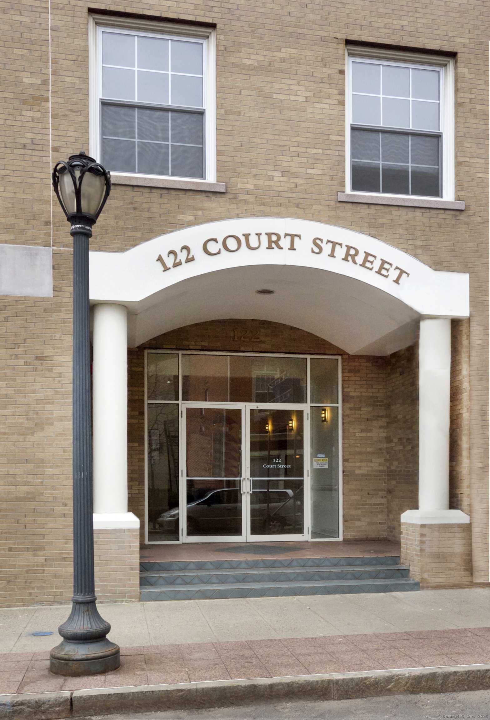 124 Court Street #8, New Haven, CT 06511