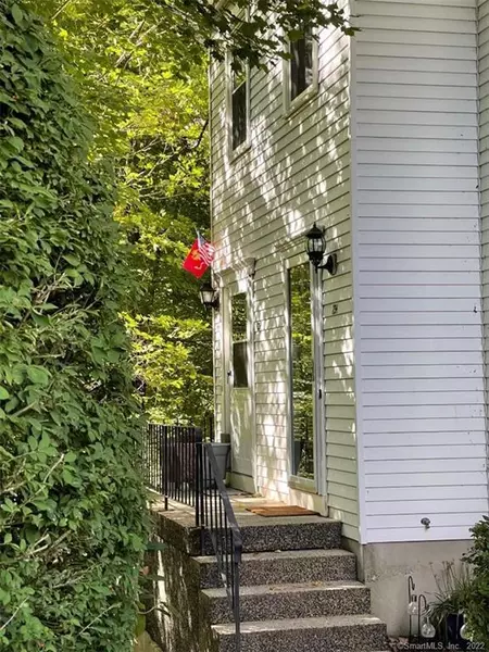 55 Mill Plain Road #23-2, Danbury, CT 06811