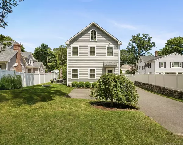 New Canaan, CT 06840,74 Forest Street #West
