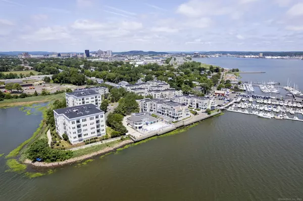 74 Harbour Close #74, New Haven, CT 06519