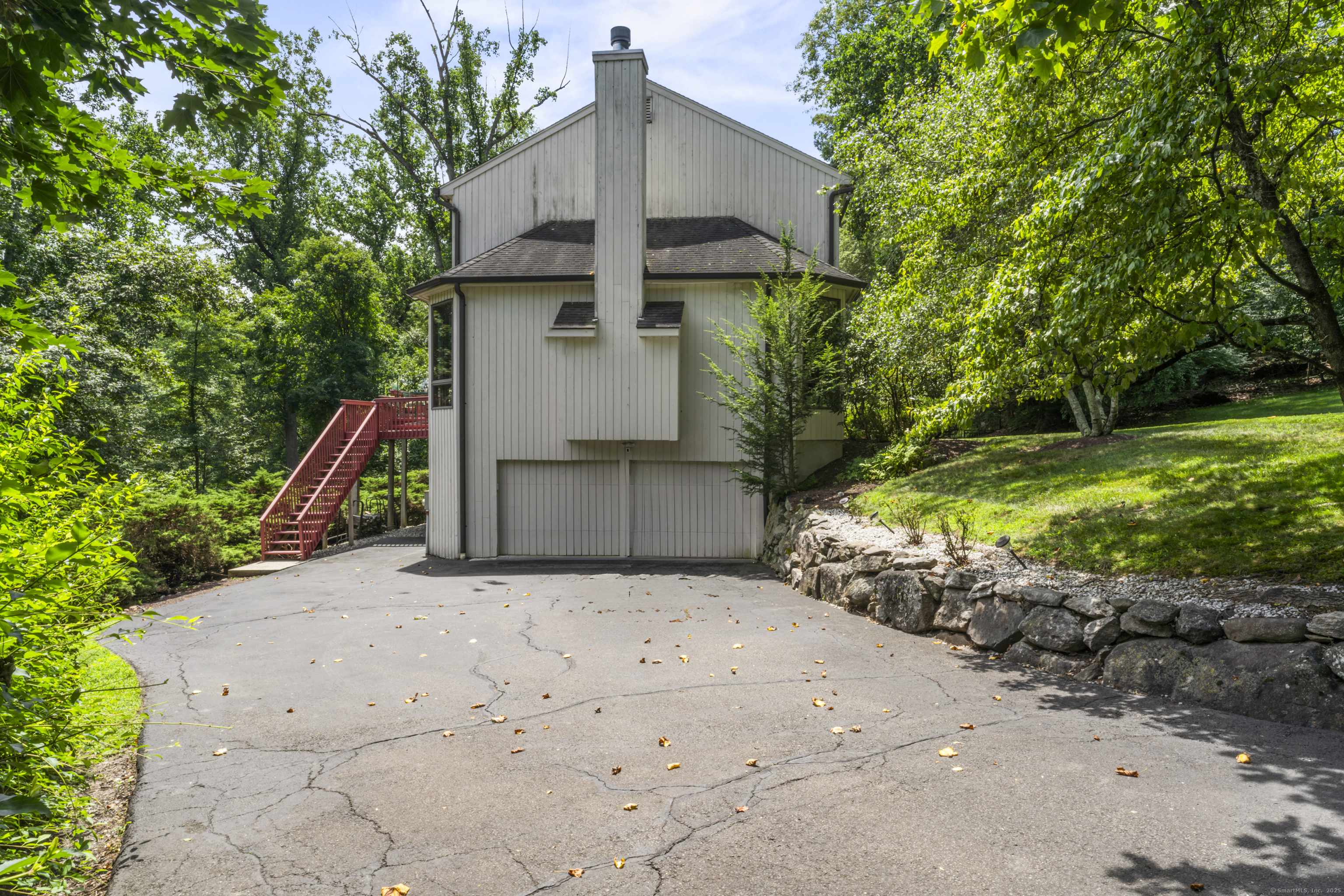 Stamford, CT 06903,739 Rock Rimmon Road