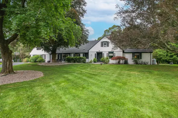 430 Cook Hill Road, Cheshire, CT 06410