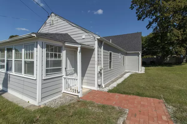 Old Saybrook, CT 06475,38 Mohican Road