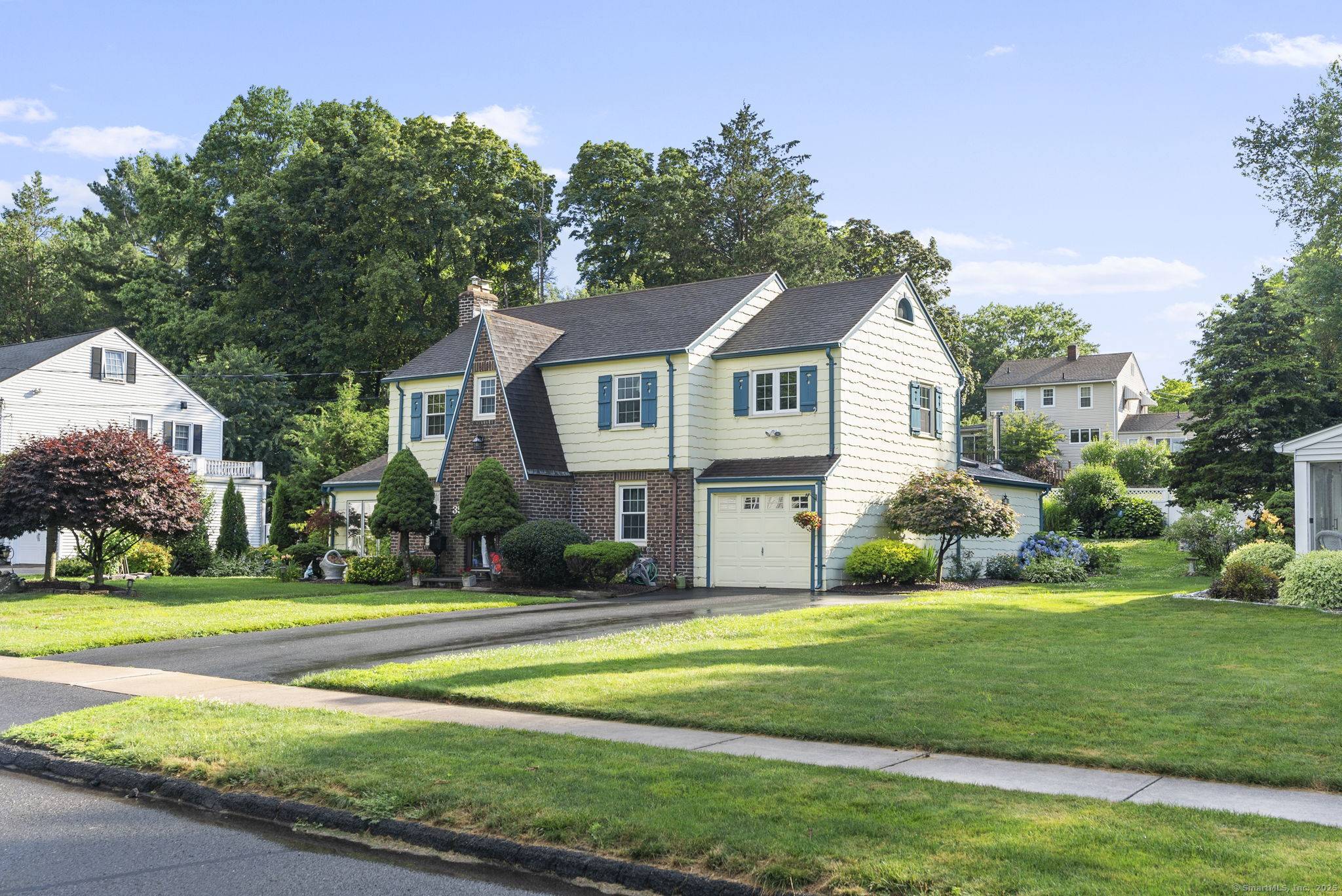 35 Grandview Terrace, Wethersfield, CT 06109