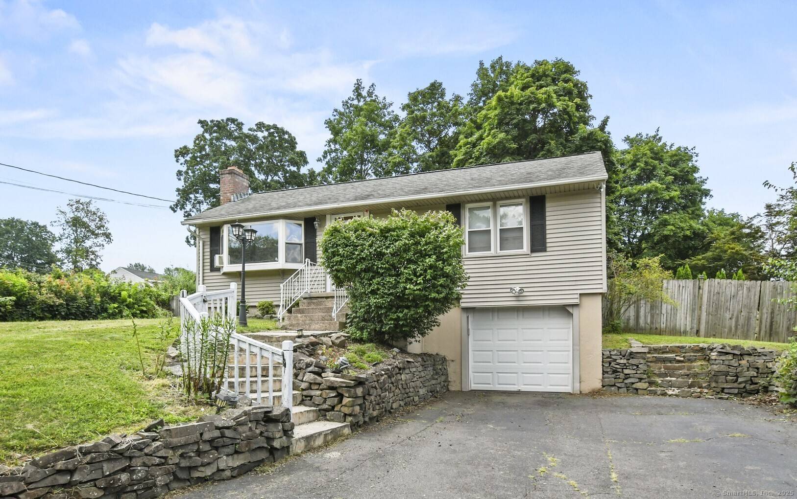 16 Charles Street, Southington, CT 06479