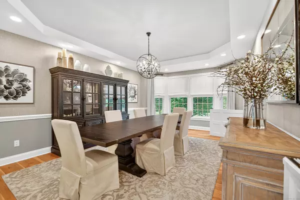 Roxbury, CT 06783,99 Carriage Lane