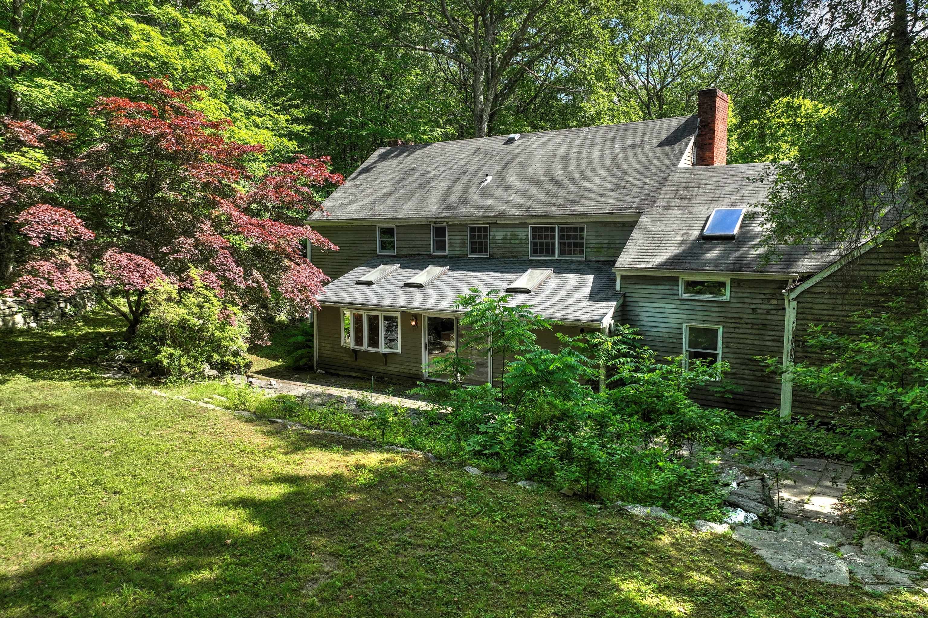 Roxbury, CT 06783,22 East Woods Road