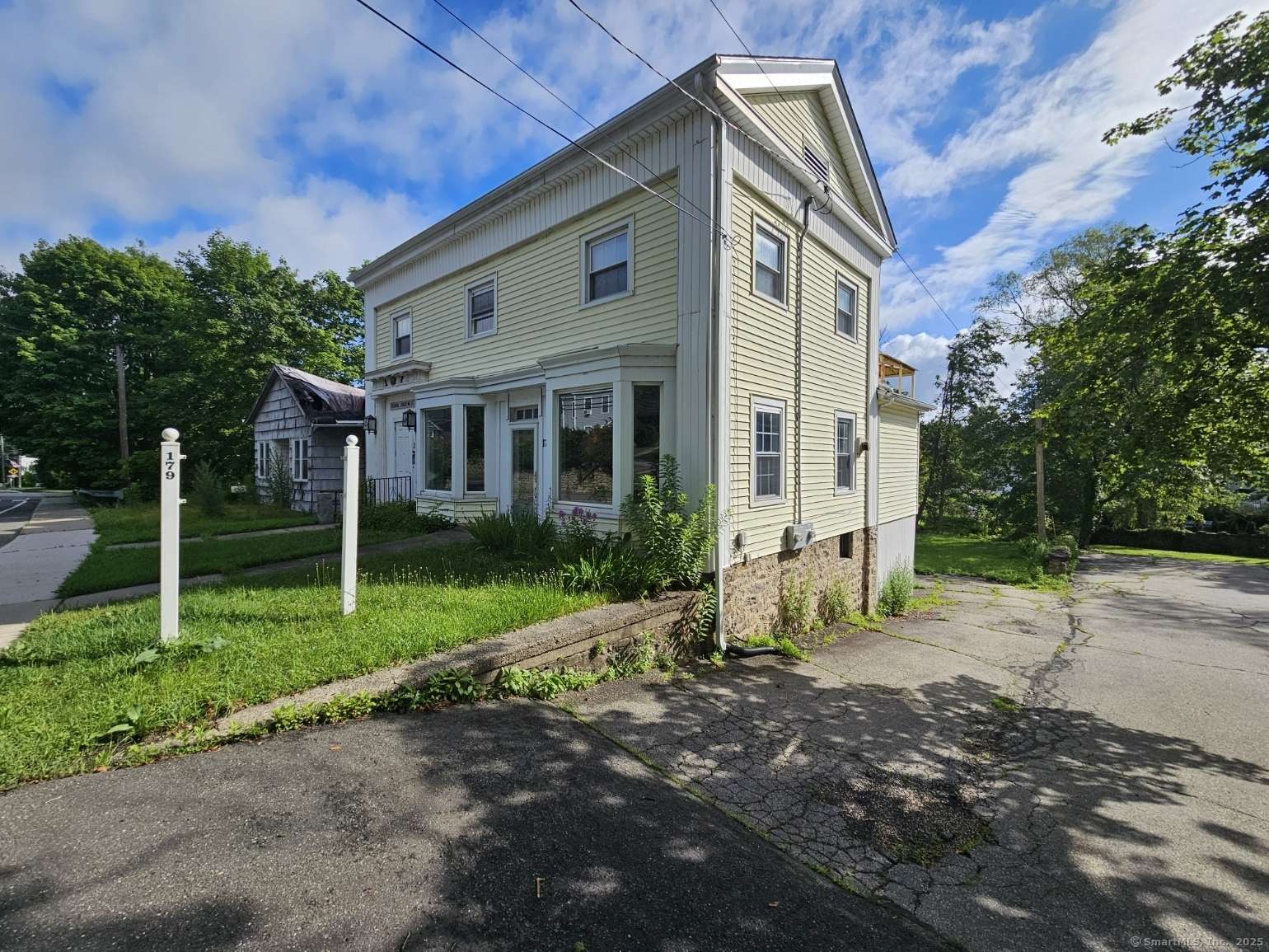 175 Main Street, Watertown, CT 06795