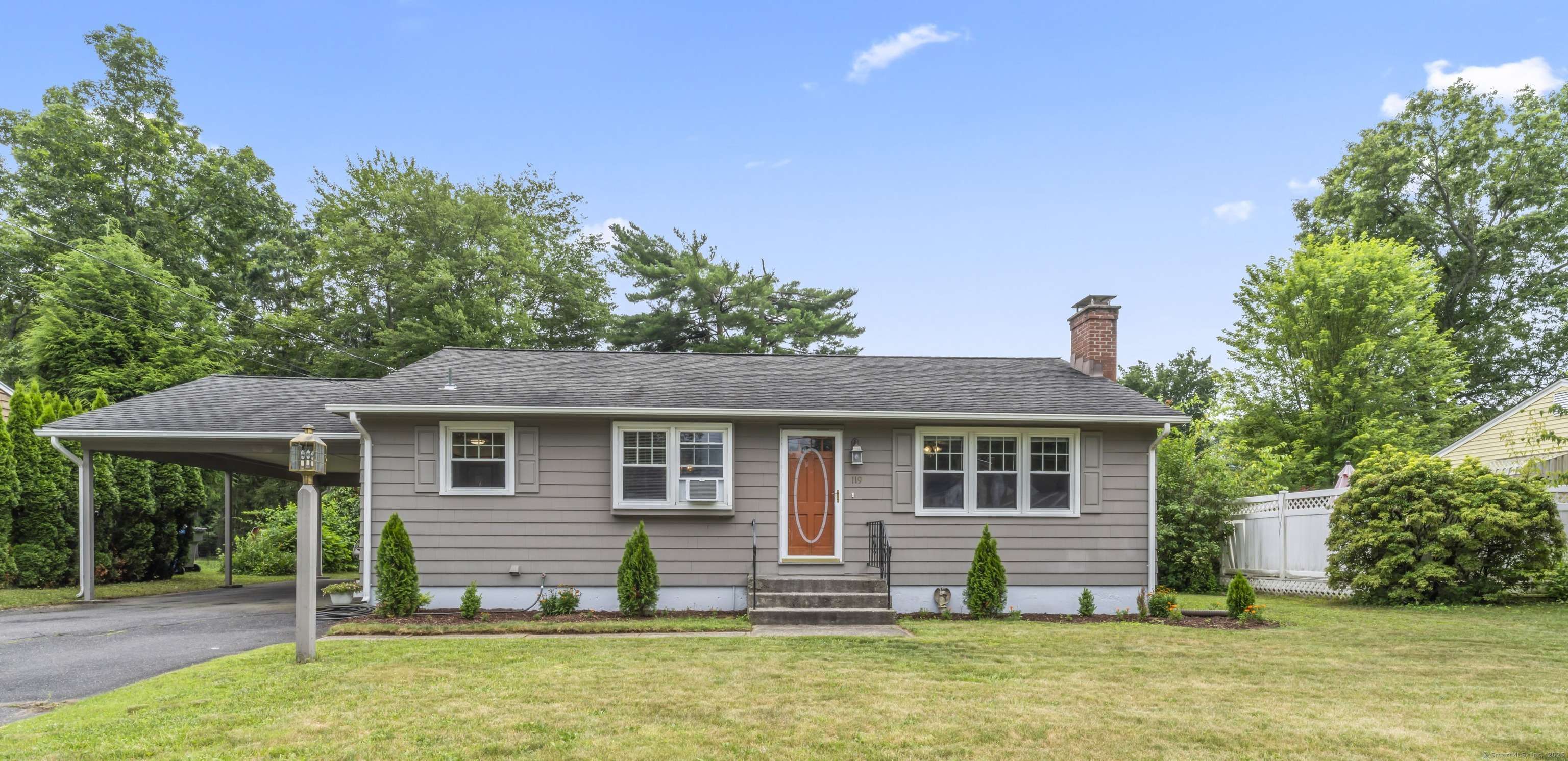 119 Debra Lane, Bristol, CT 06010