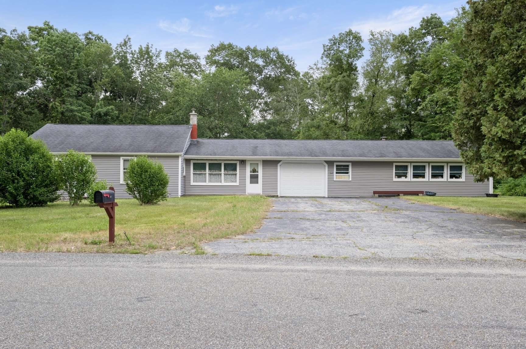 Pomfret, CT 06259,29 Cheney Road