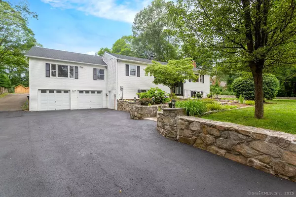 25 Jefferson Drive, New Milford, CT 06776