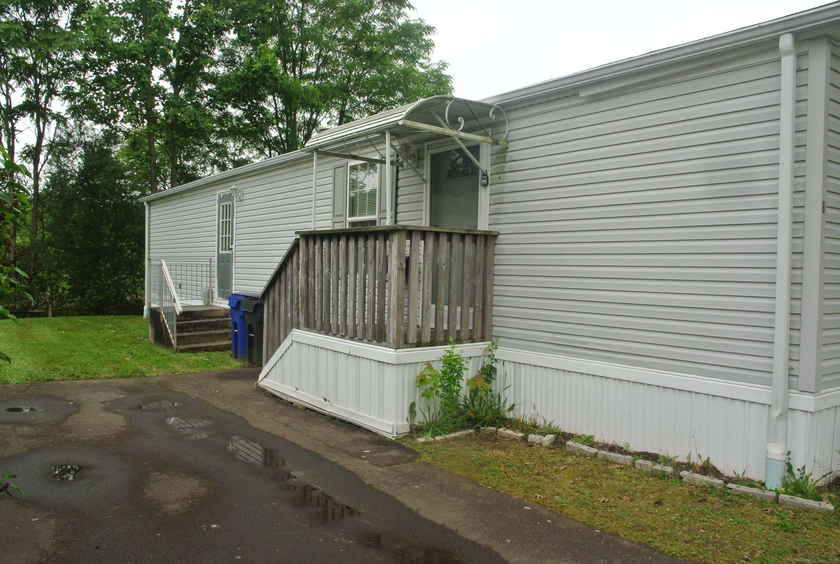 Milford, CT 06460,8 Barn Lane