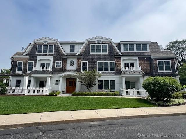 Stonington, CT 06378,103 Main Street #2202