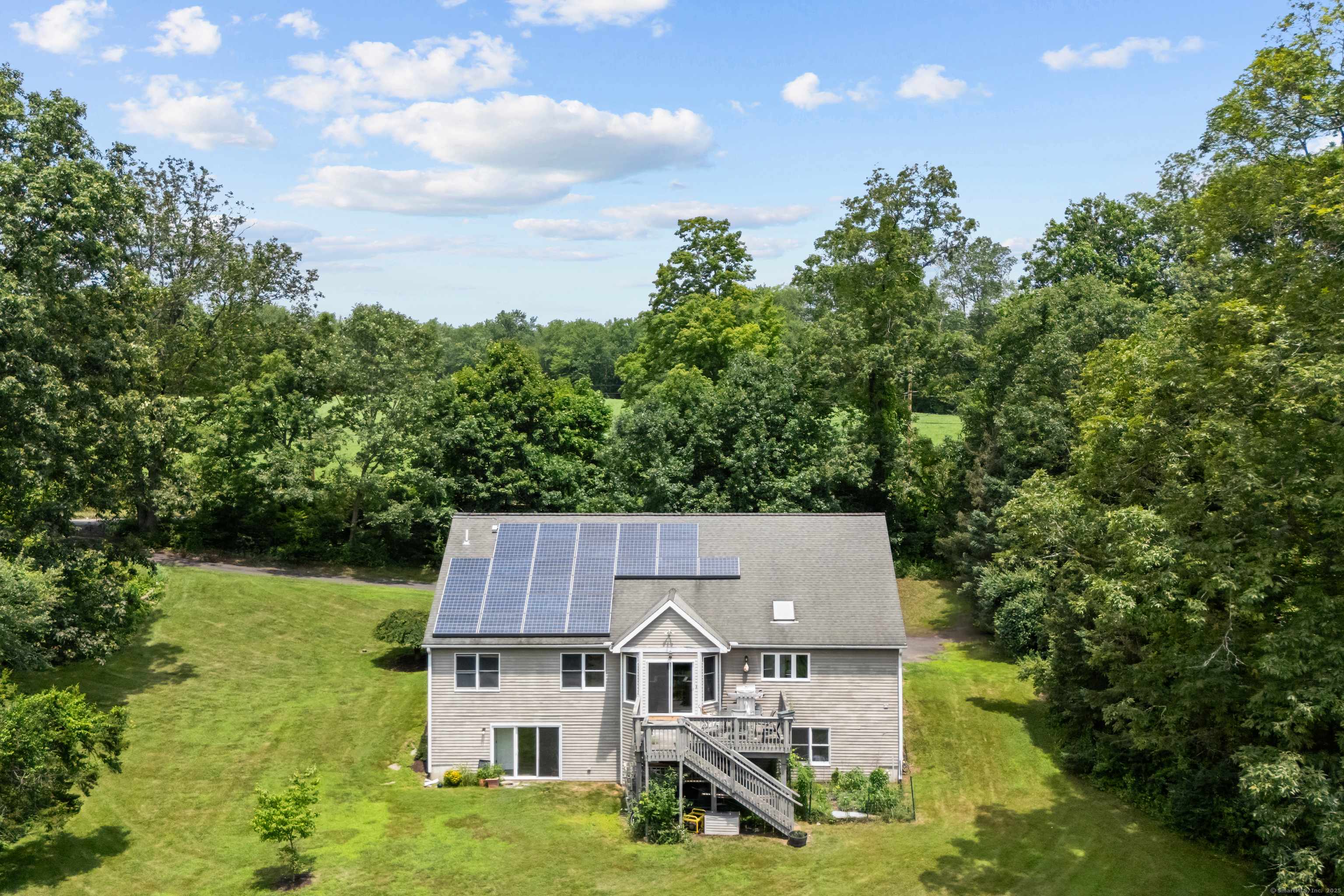 Newtown, CT 06470,10 Hattertown Road