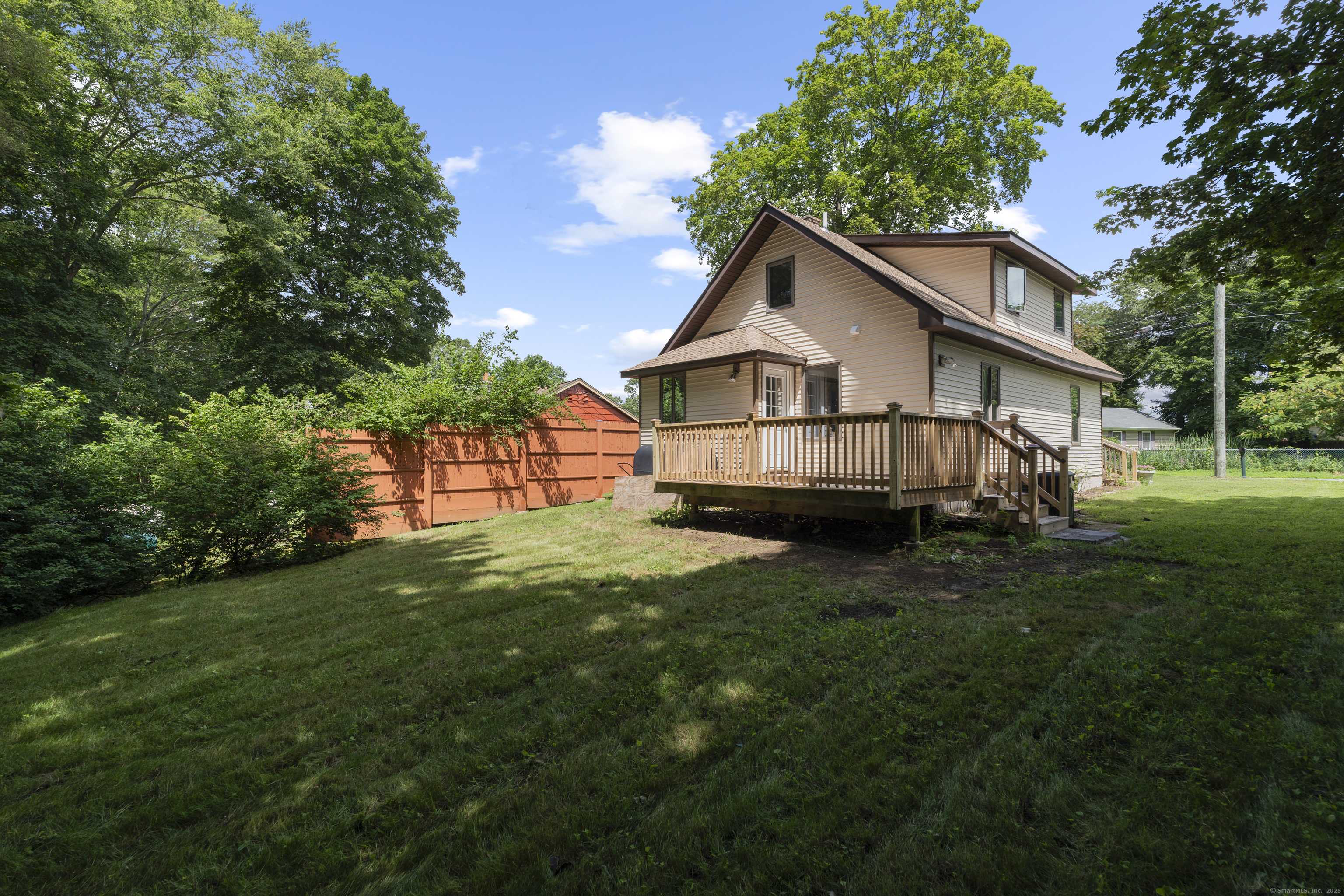 Ledyard, CT 06335,6 Sleepy Hollow Pentway