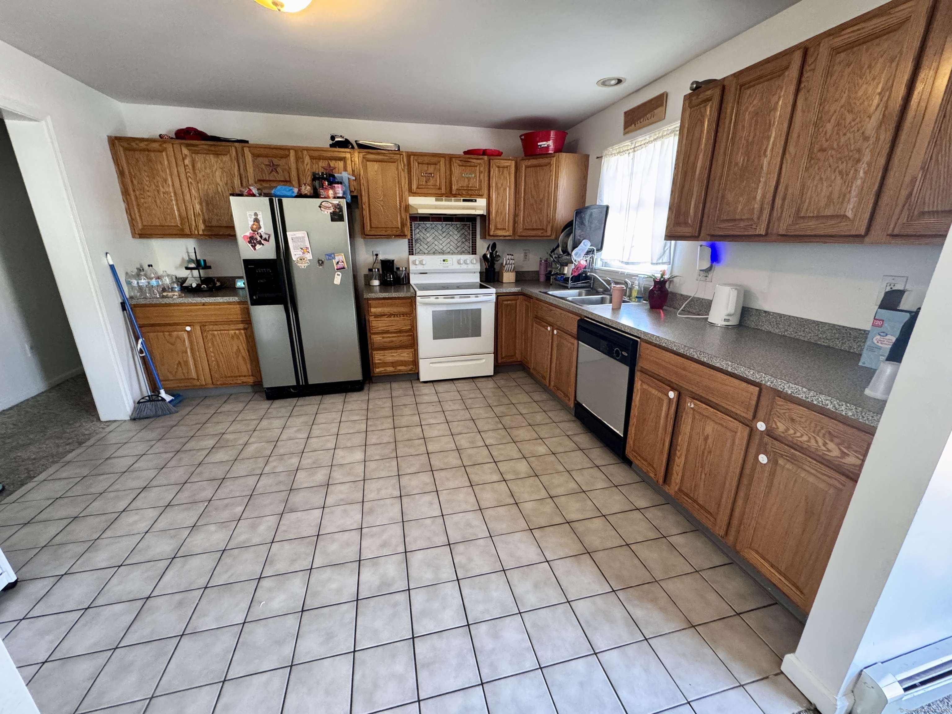 West Haven, CT 06516,71 Harold Street